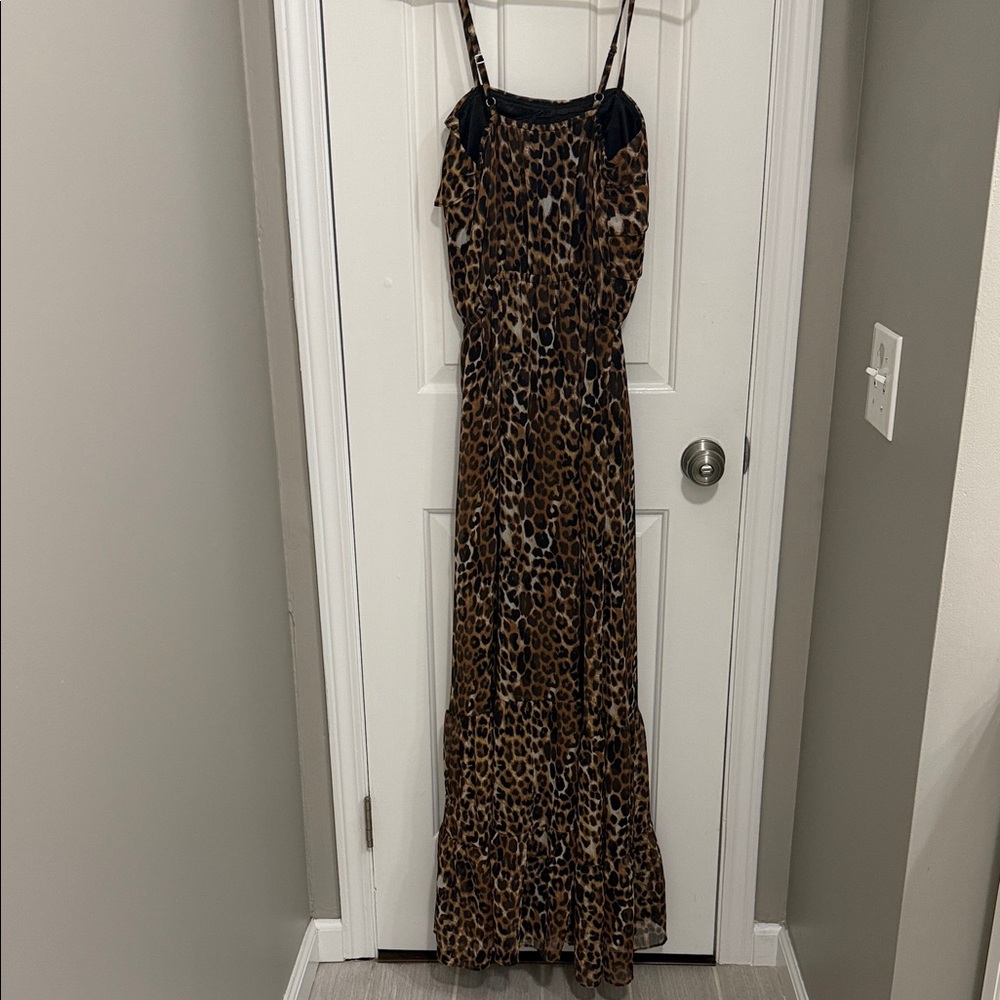 Express Leopard Ruffle Maxi Dress - Picture 4 of 5